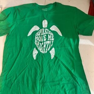 Green Graphic Tee - Short Sleeve
